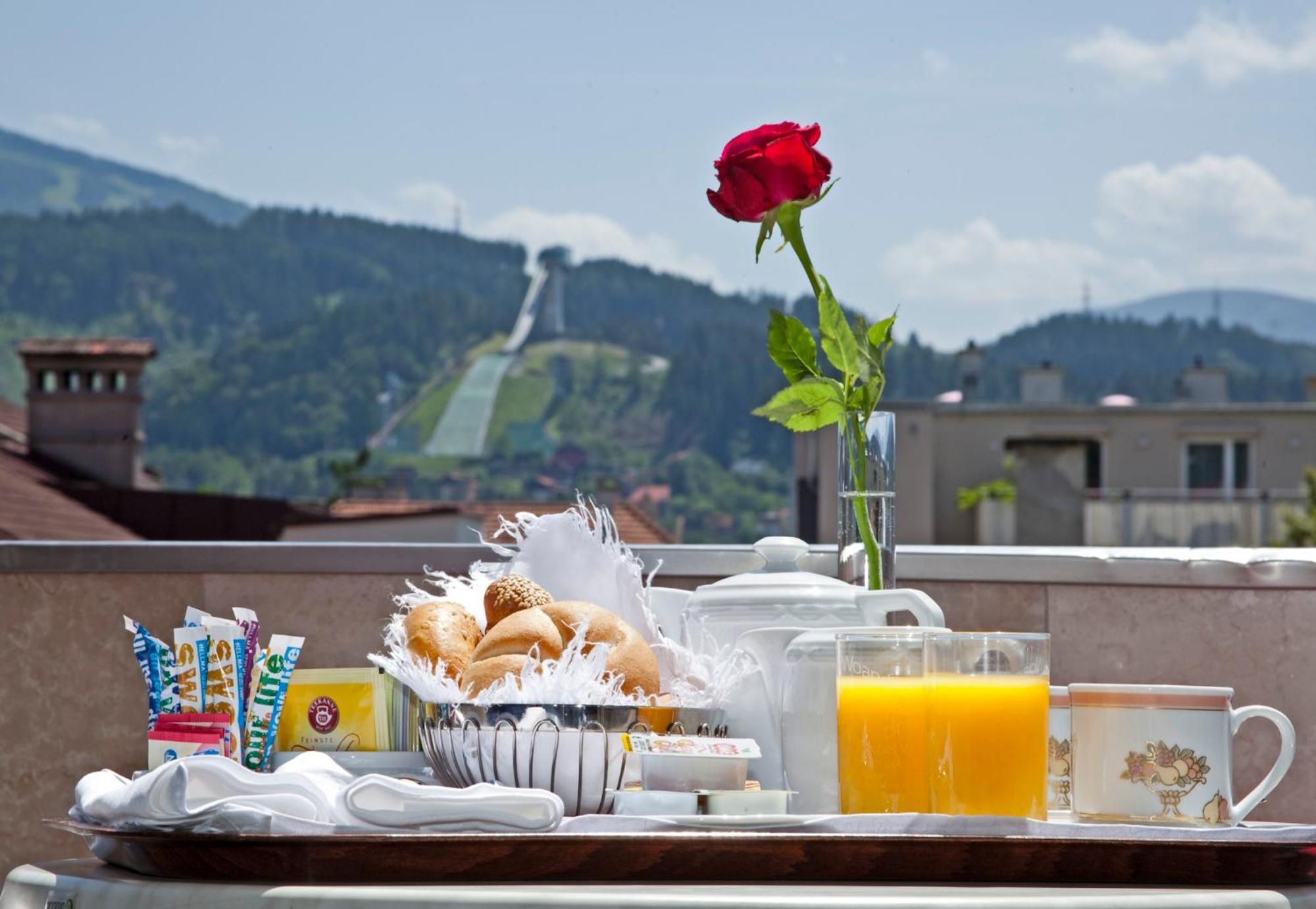 Hotel Neue Post I Self Check-In Innsbruck Luaran gambar