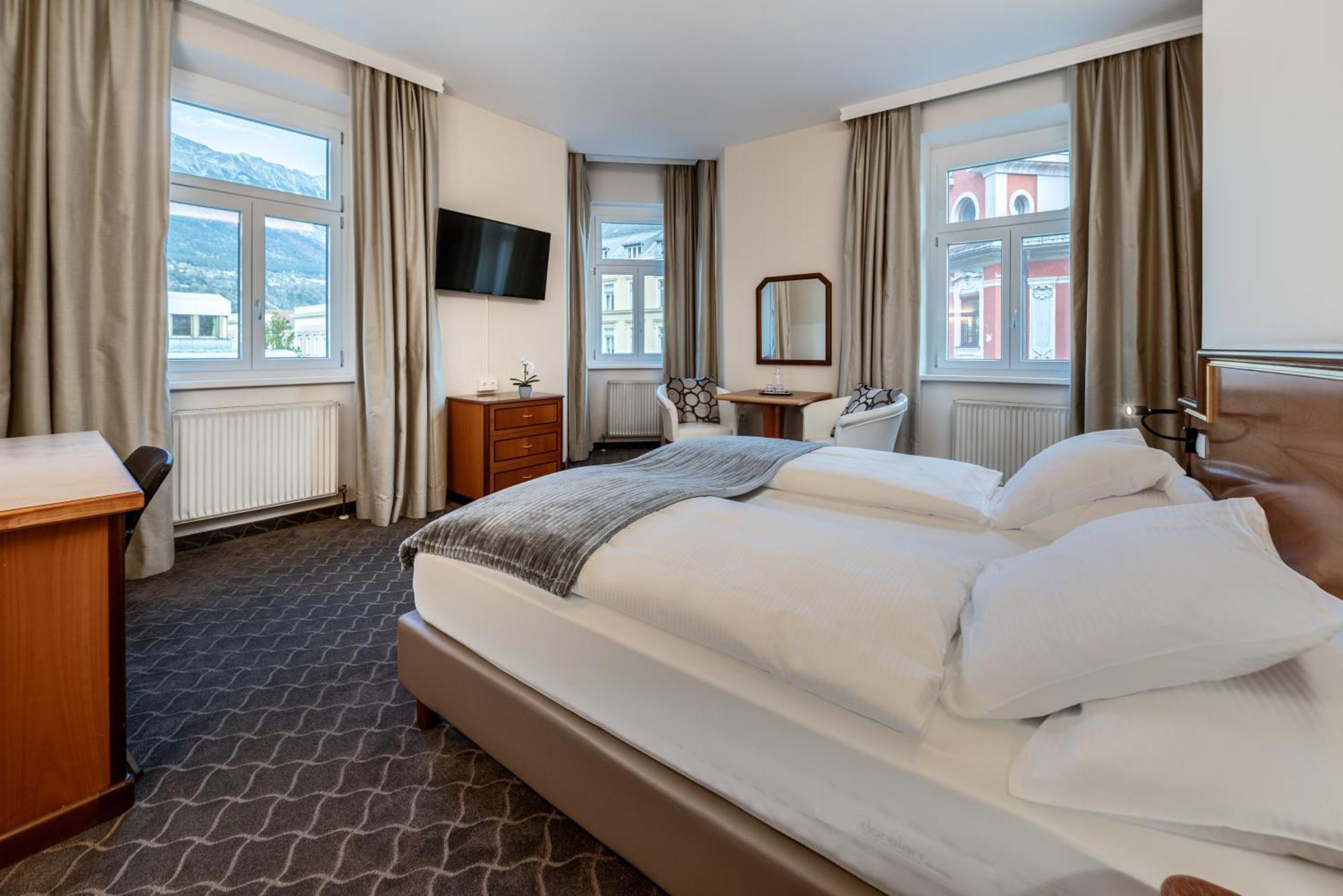 Hotel Neue Post I Self Check-In Innsbruck Luaran gambar