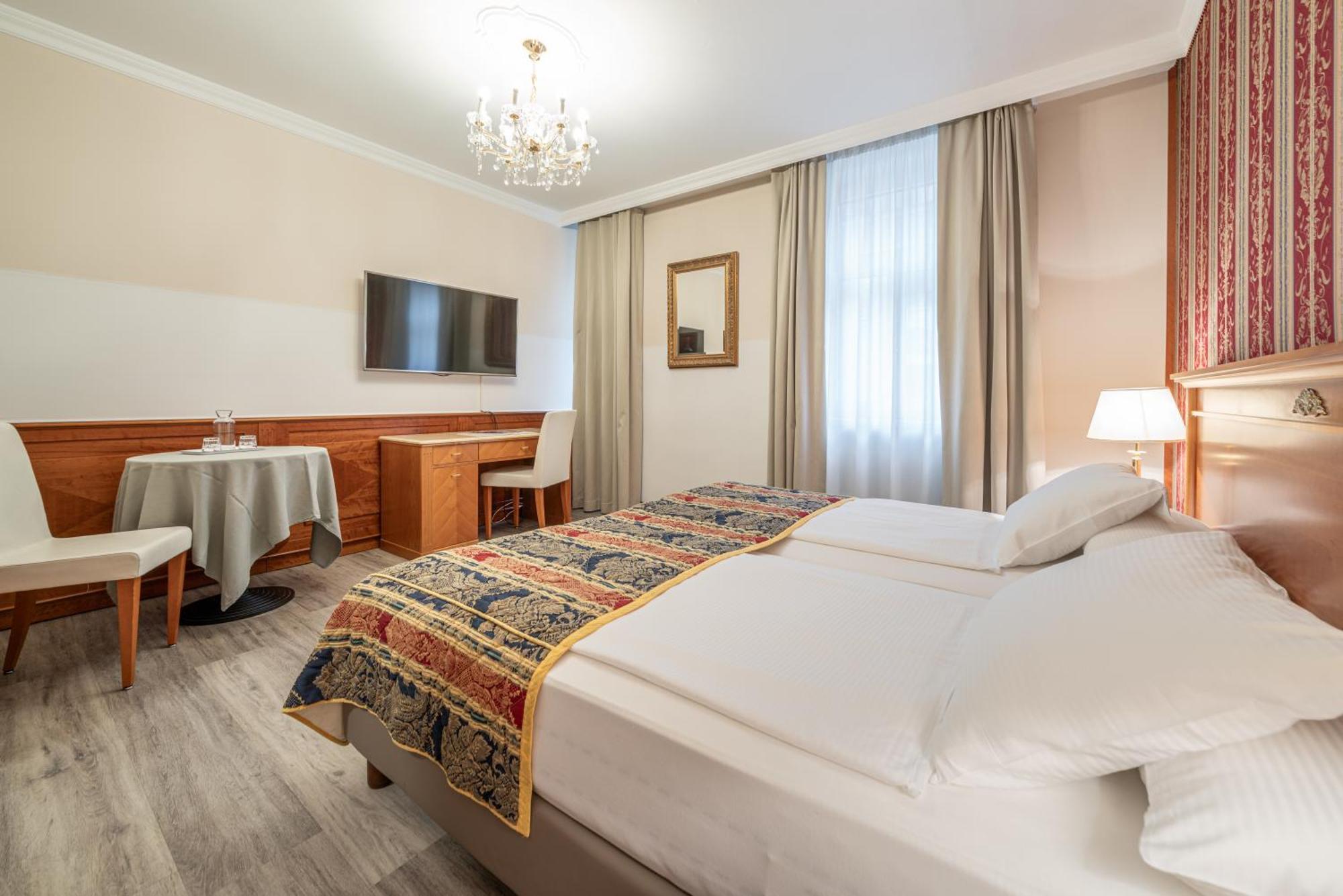 Hotel Neue Post I Self Check-In Innsbruck Luaran gambar