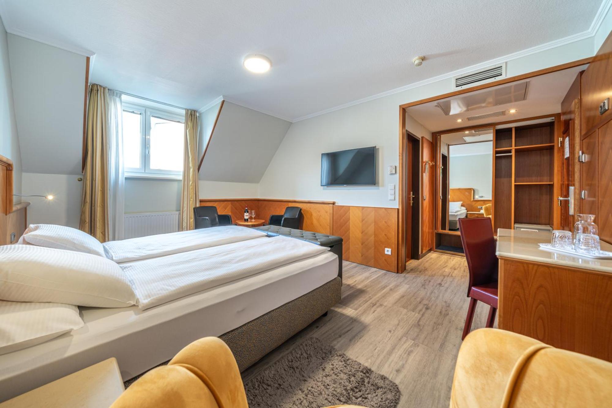 Hotel Neue Post I Self Check-In Innsbruck Luaran gambar