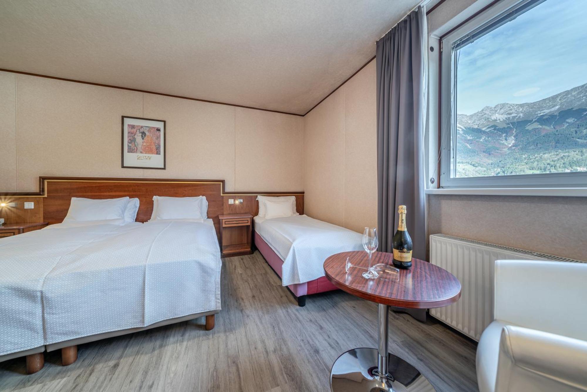 Hotel Neue Post I Self Check-In Innsbruck Luaran gambar